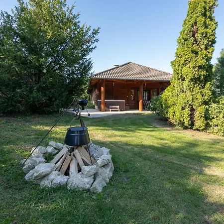 Grande Vendeghaz Guest house