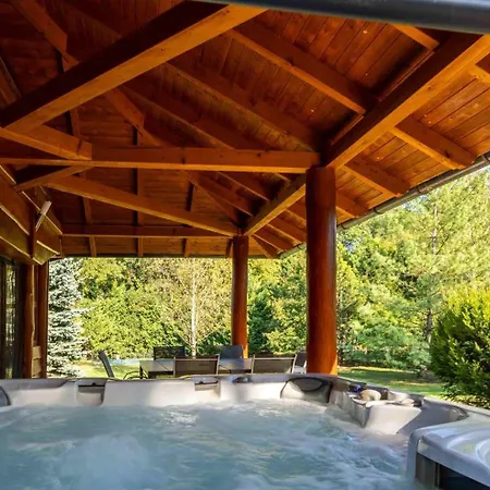 Grande Vendeghaz Guest house *