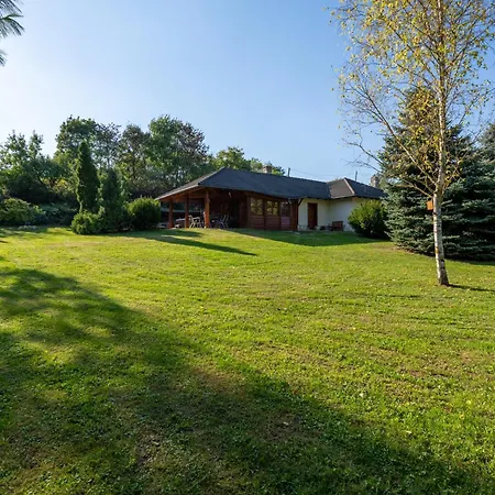 Grande Vendeghaz Pensjonat 4*